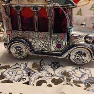 Bath & Body Works Silver and Purple Carriage Decor